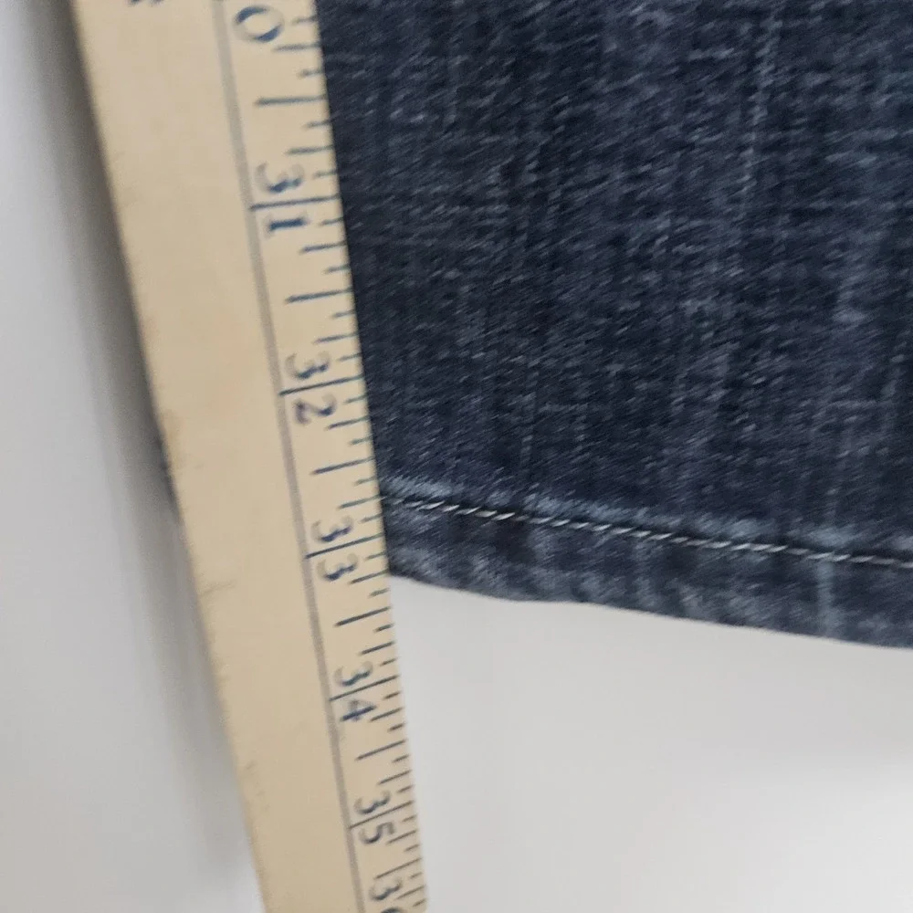 Wrangler Jeans Women 11x36 Dark Blue Straight Leg Embroidered Mid Rise Western